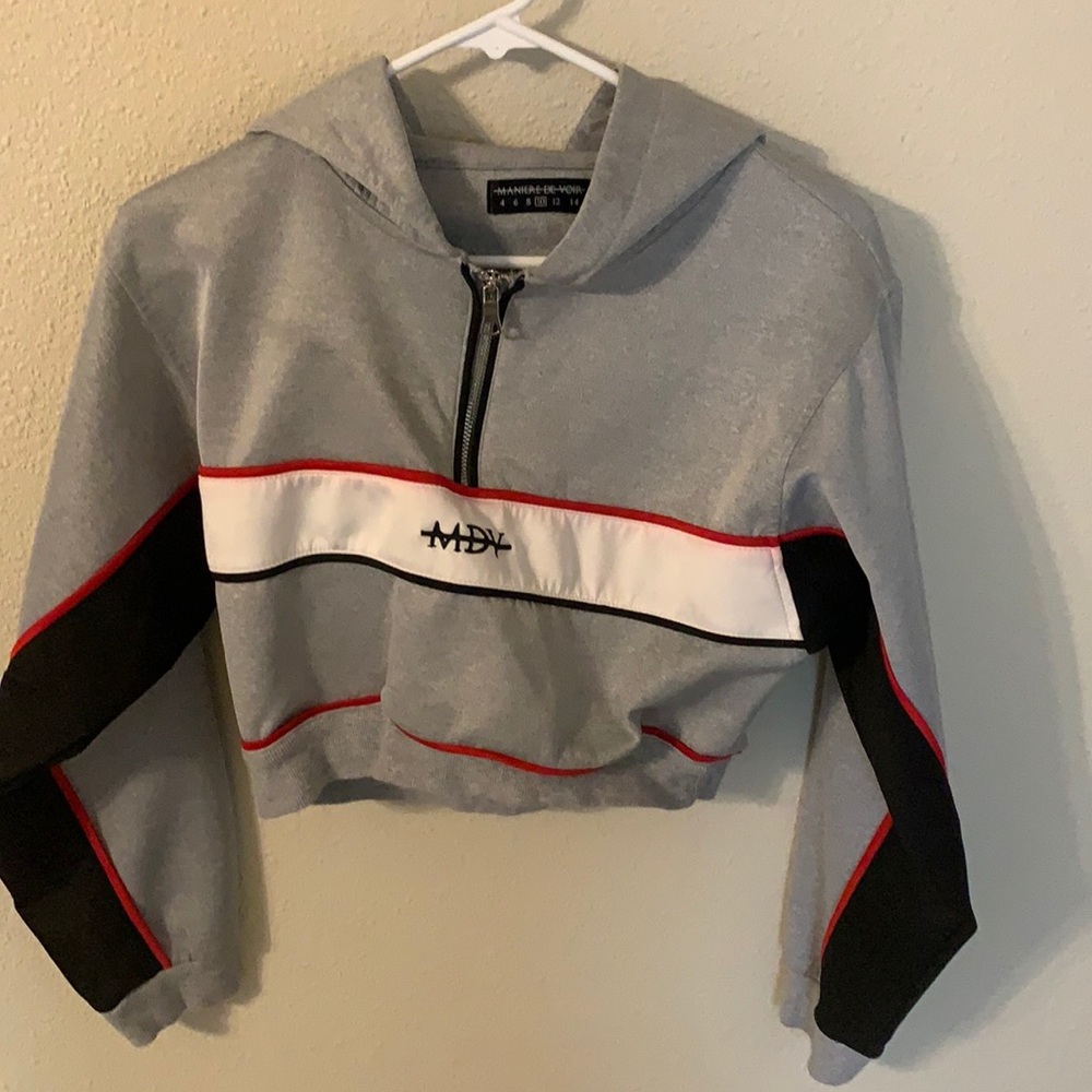 Cropped sweatshirt